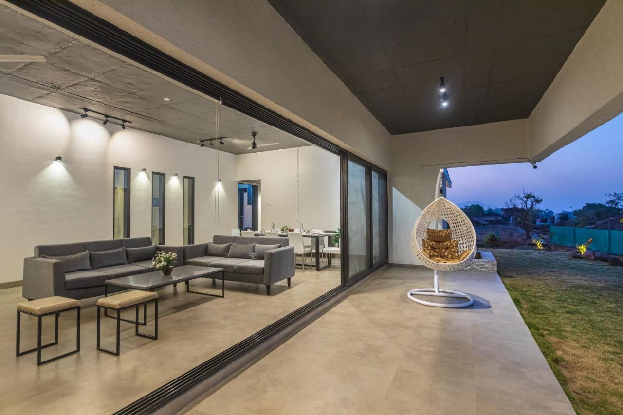 Saffronstays Stargazer, Karjat - Luxury Pool Villa With Lake View Εξωτερικό φωτογραφία