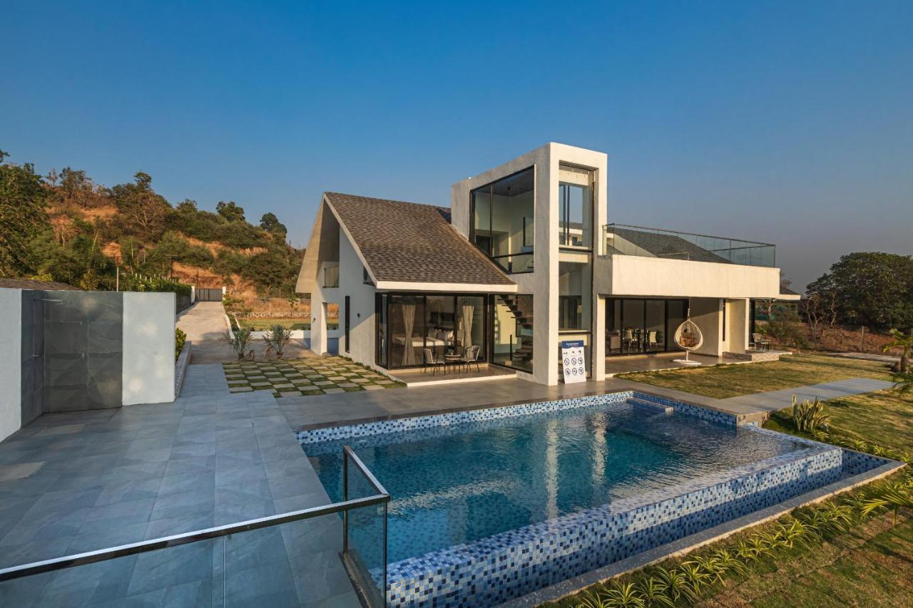 Saffronstays Stargazer, Karjat - Luxury Pool Villa With Lake View Εξωτερικό φωτογραφία